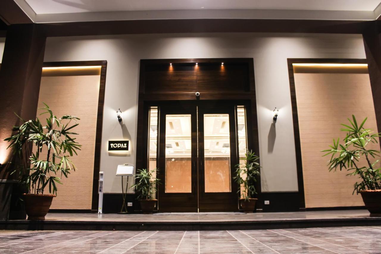 Hotel Rajhans Abhinandan Bhopal Buitenkant foto