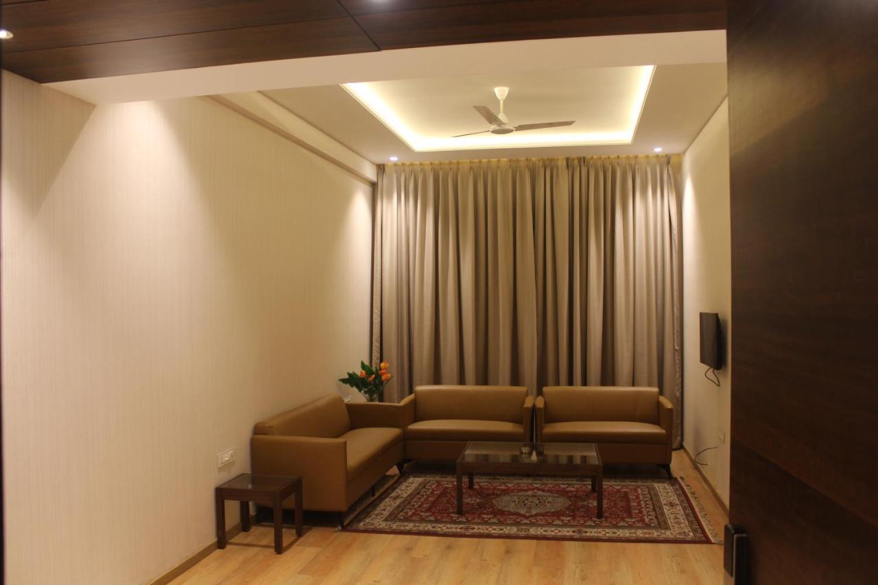 Hotel Rajhans Abhinandan Bhopal Buitenkant foto